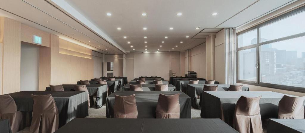 Jeonju Yeonghwa Hotel Екстериор снимка