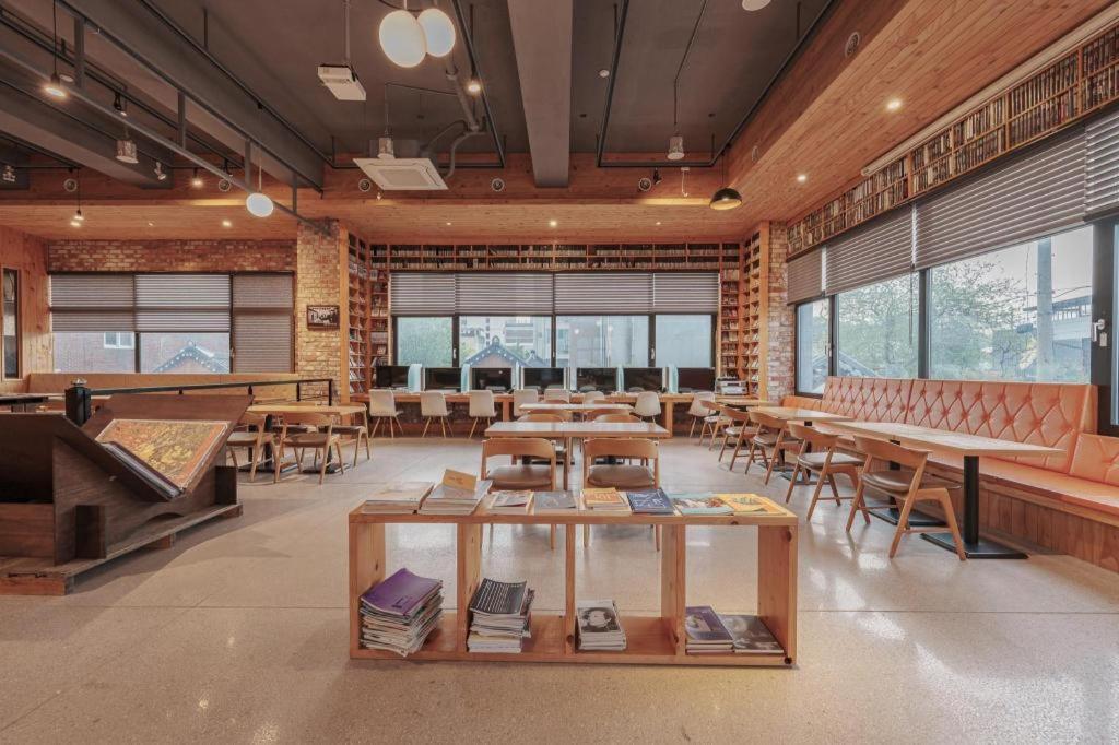 Jeonju Yeonghwa Hotel Екстериор снимка