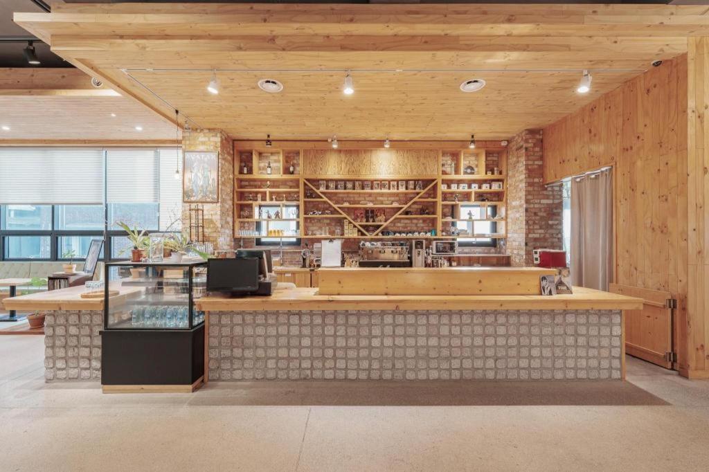 Jeonju Yeonghwa Hotel Екстериор снимка
