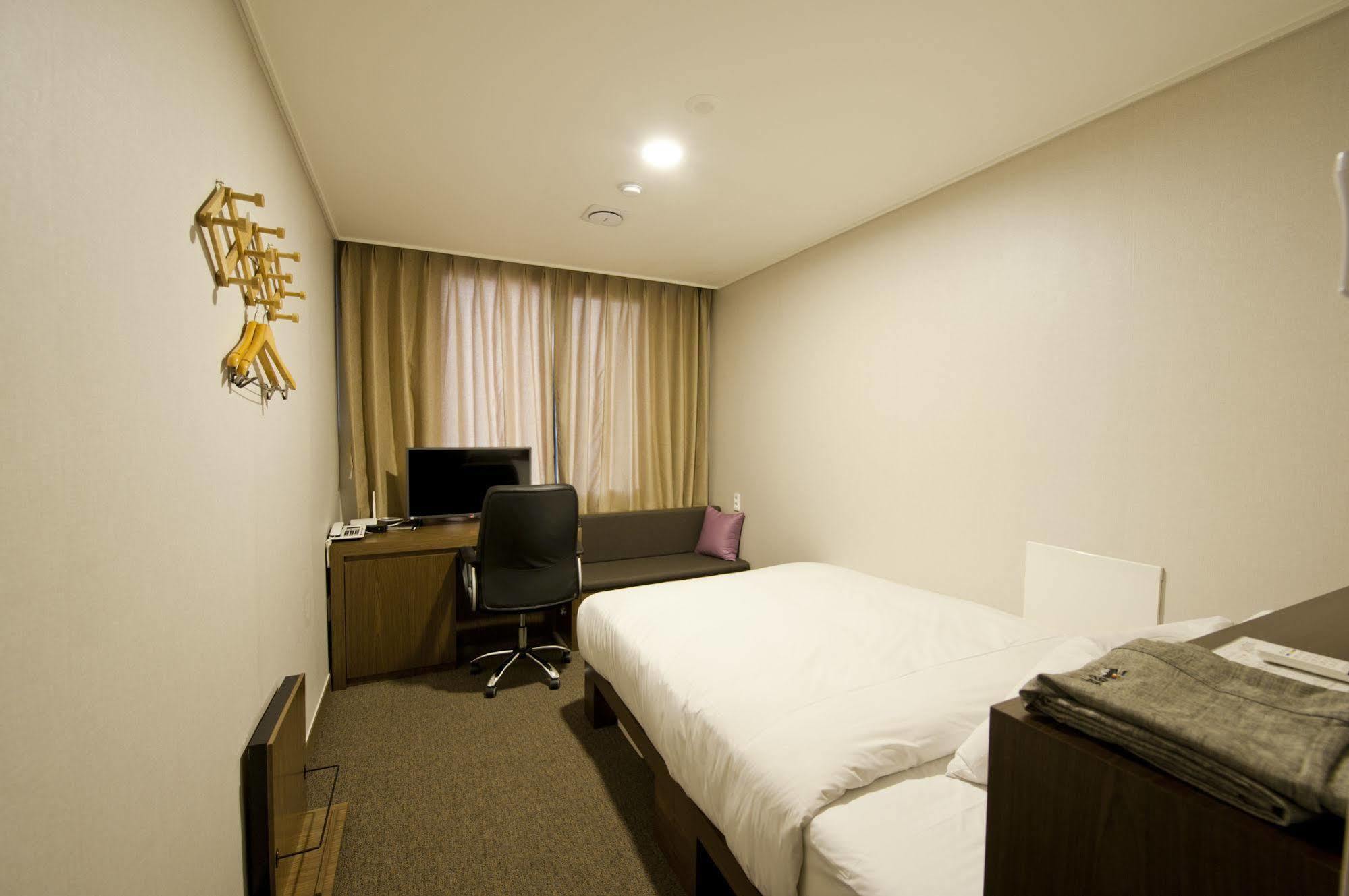 Jeonju Yeonghwa Hotel Екстериор снимка
