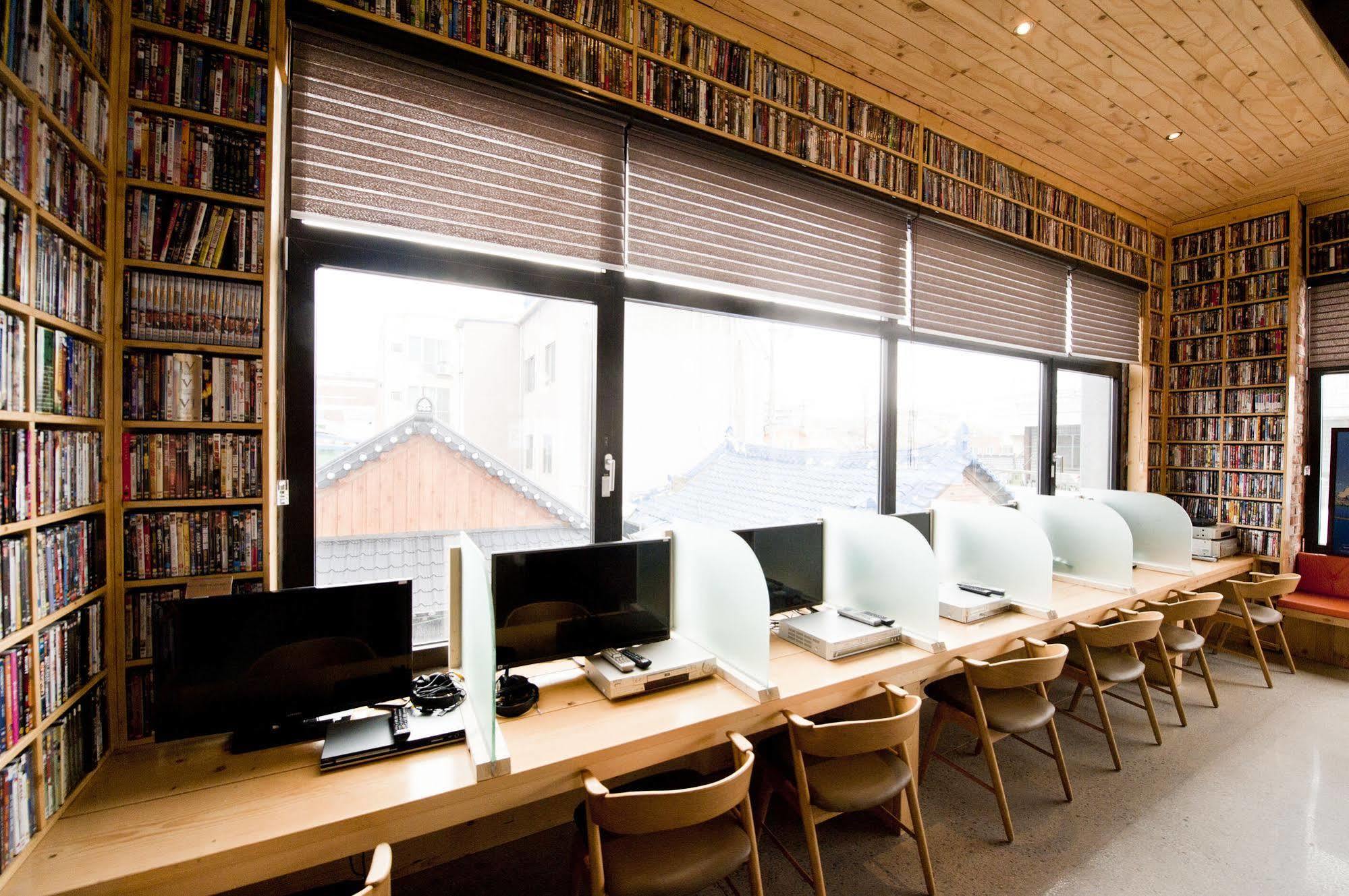 Jeonju Yeonghwa Hotel Екстериор снимка